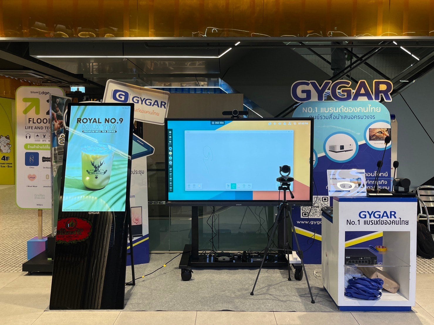 GYGAR organized a product exhibition at Silom Edge Building. 1